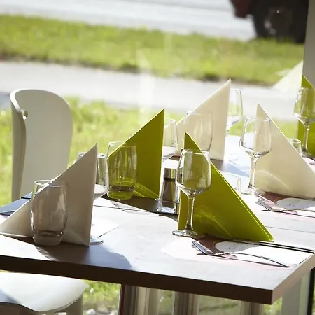 فندق Campanile - Stare 3*