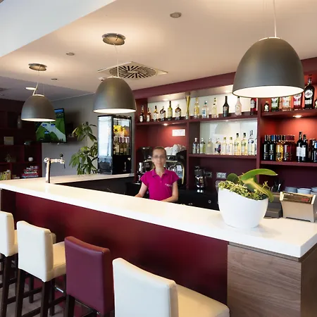 فندق Campanile - Stare 3*