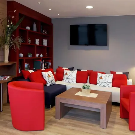 Hotel Campanile - Stare 3*