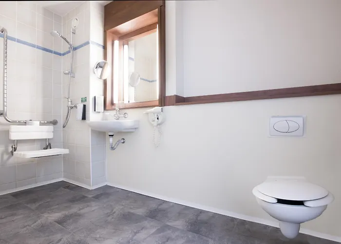 钟楼弗罗茨瓦夫 - 旧市街酒店 酒店 3*