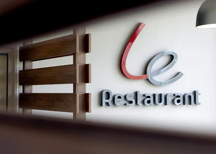 酒店 钟楼弗罗茨瓦夫 - 旧市街酒店 3*