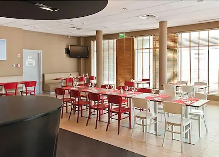 钟楼弗罗茨瓦夫 - 旧市街酒店 酒店 3*