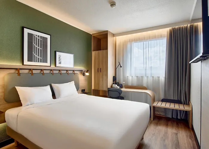 钟楼弗罗茨瓦夫 - 旧市街酒店 酒店 3*