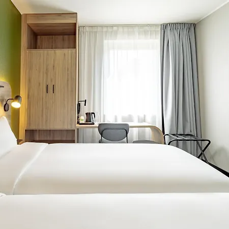 Campanile Prime - Stare فندق 3*