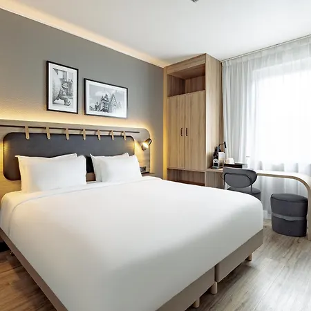 فندق Campanile Prime - Stare 3*