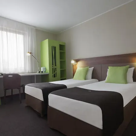 Hotel Campanile - Stare