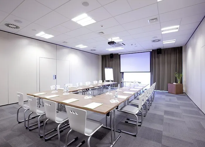 Szálloda Campanile - Stare 3*