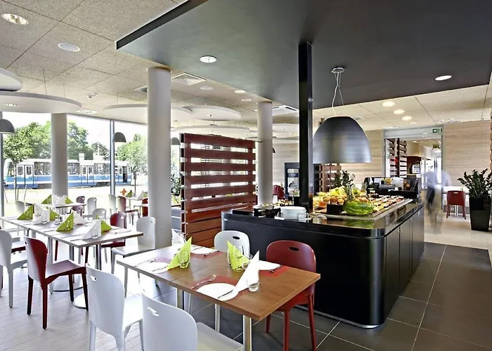 Campanile - Stare 3* Вроцлав